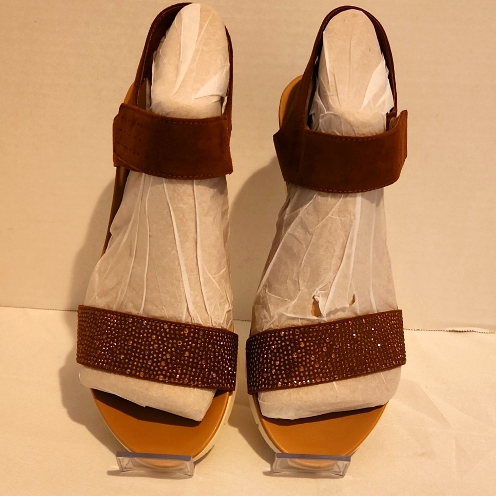 Brand New Yellowbox Sandals Suede & Rhinestones Chestnut Size 10